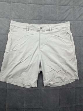 Tasc Performance Shorts Light Gray